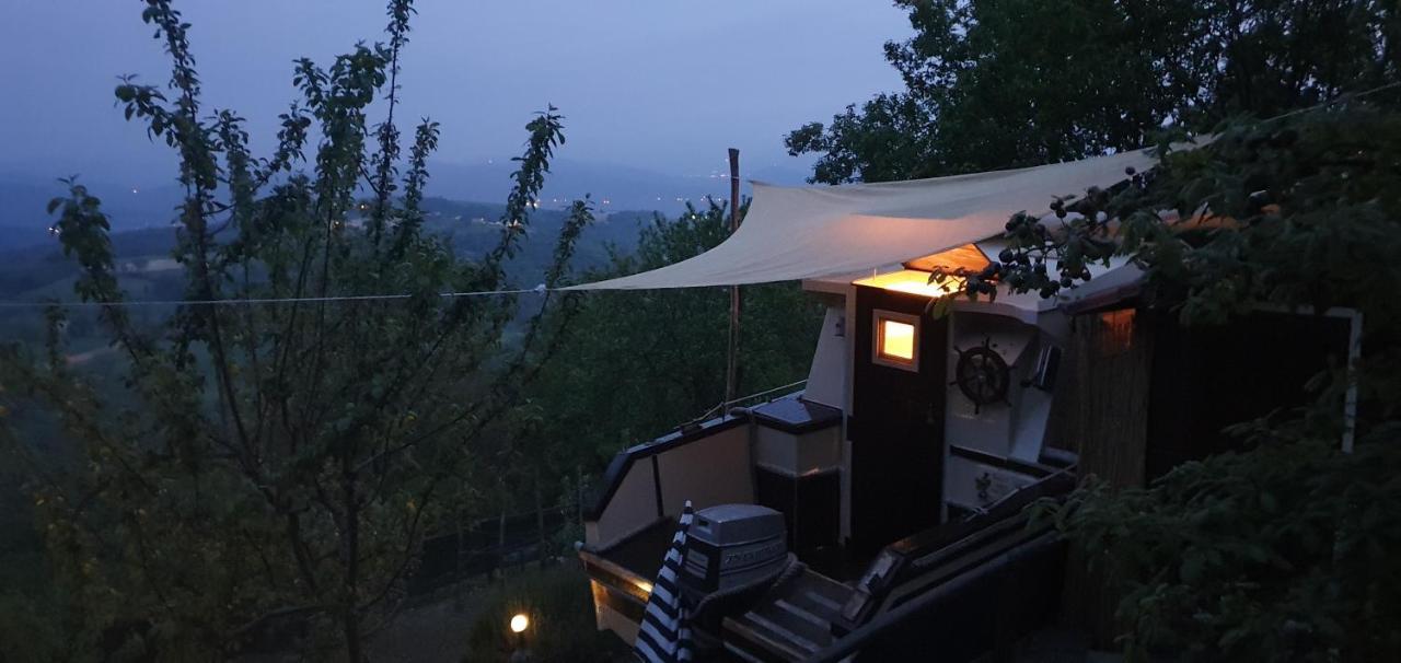 Torresina Nave Nel Bosco Bed & Breakfast エクステリア 写真
