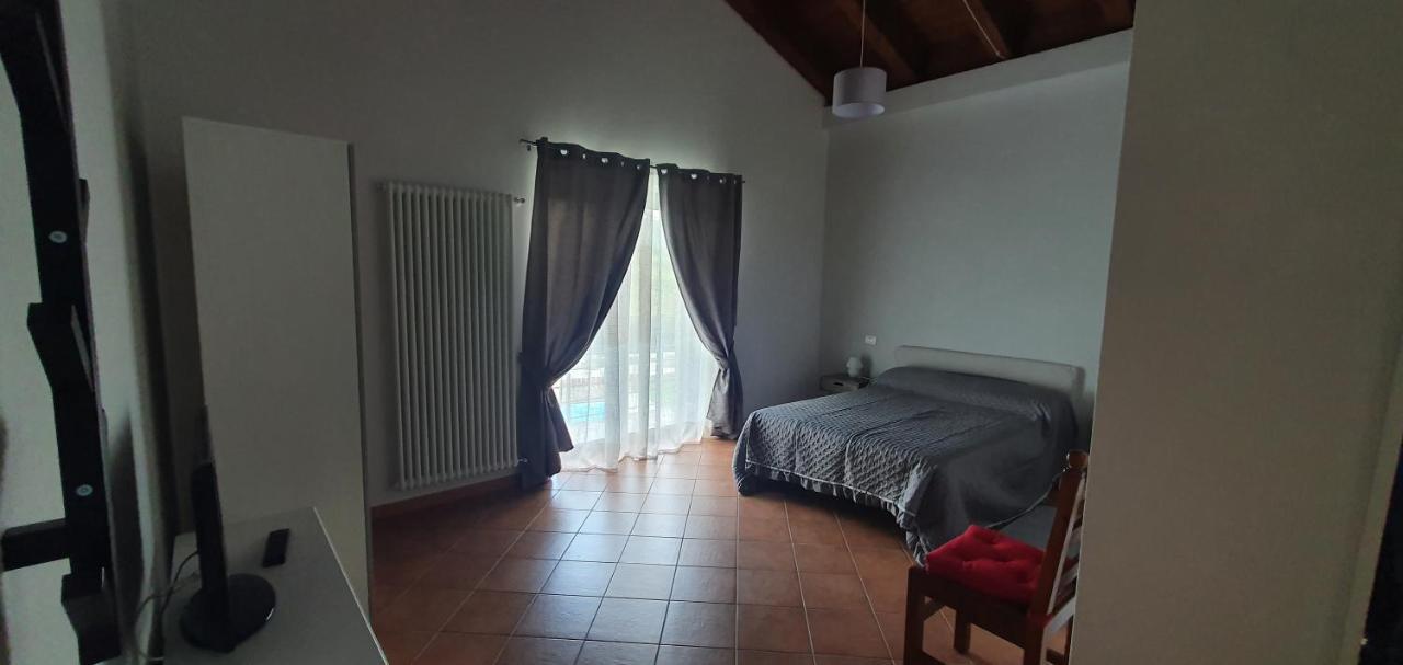 Torresina Nave Nel Bosco Bed & Breakfast エクステリア 写真